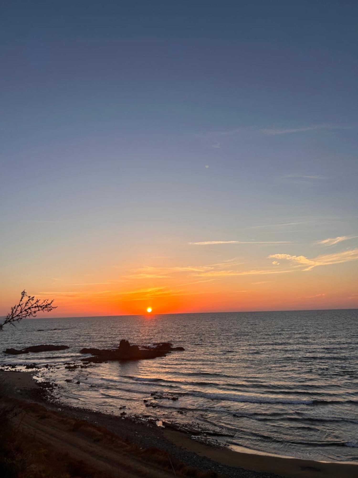 Sunset View Mermaid Villa ポモス エクステリア 写真
